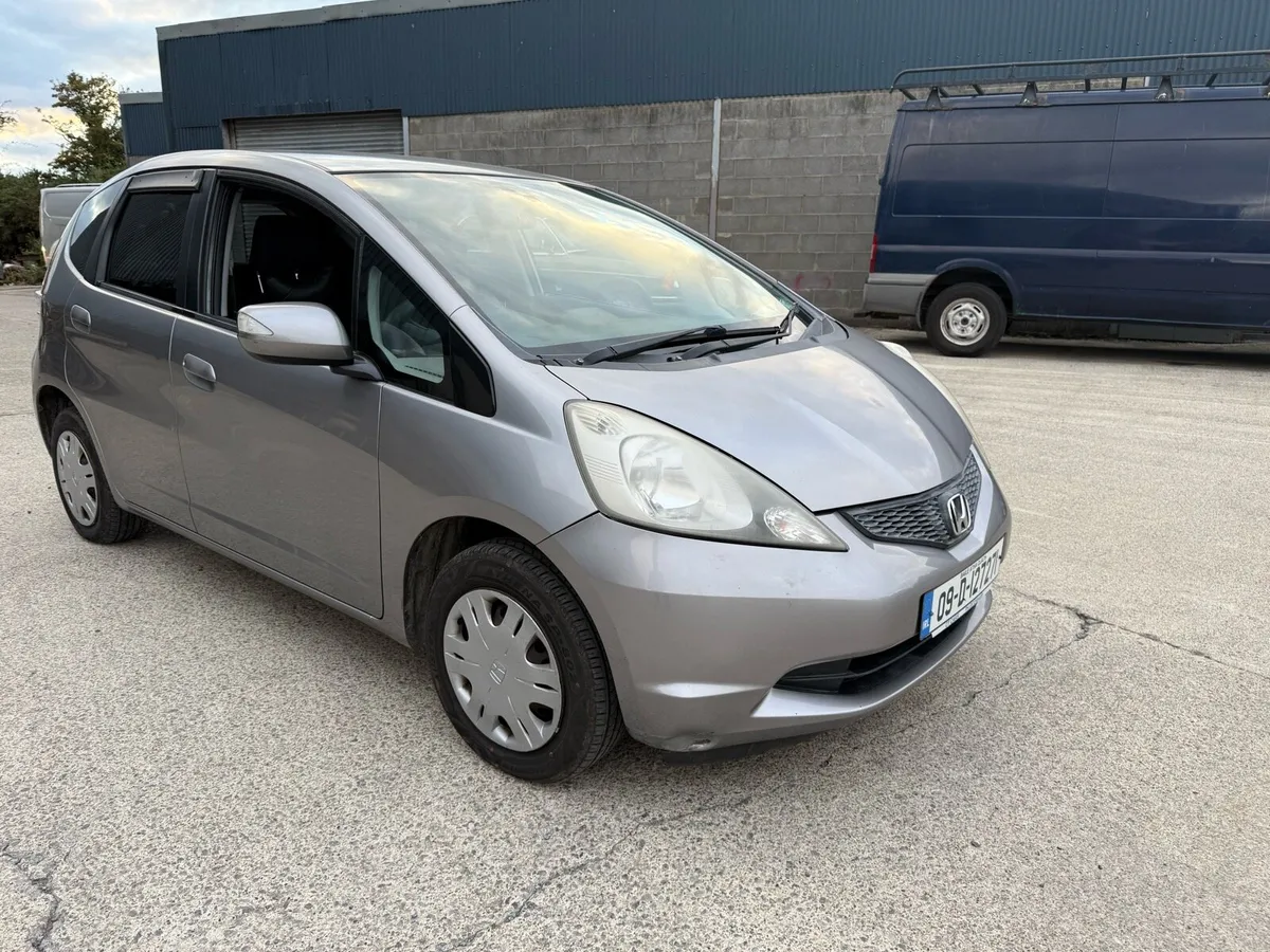 2009 Honda Fit Jazz Automatic 1.3 New NCT - Image 1