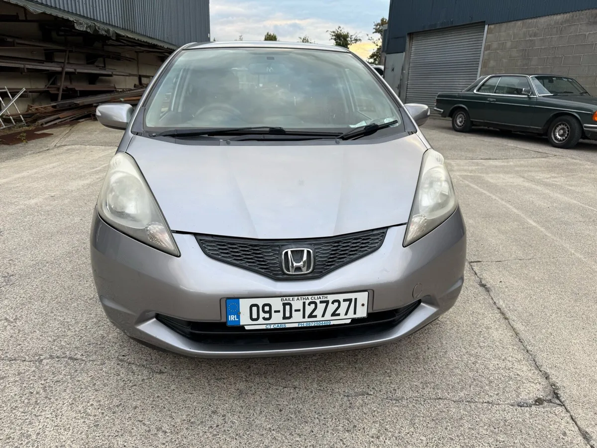 2009 Honda Fit Jazz Automatic 1.3 New NCT - Image 2