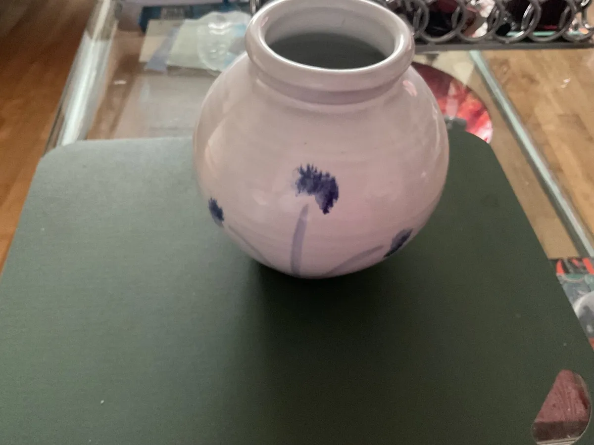 Steven Pearce pottery vase - Image 1