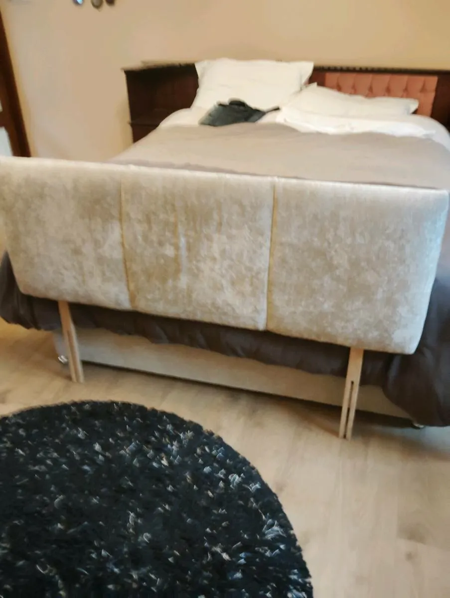 Headboards. - Image 1