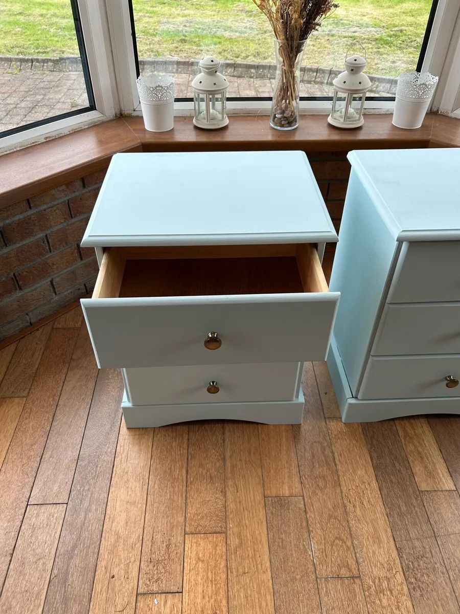 Bedside tables - Image 4