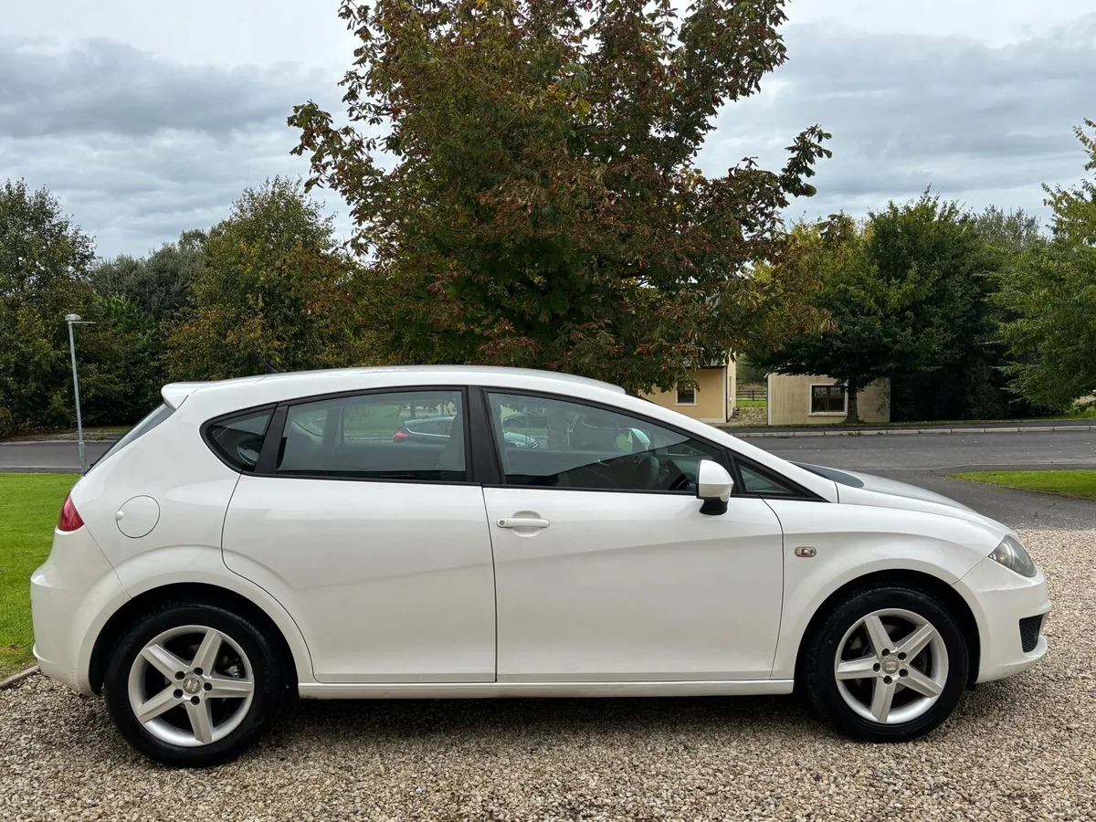 2012 seat Leon 1.6 tdi - Image 2