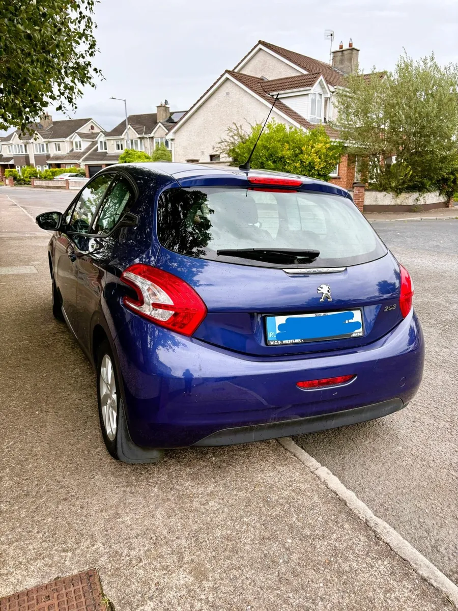 Peugeot 208 2014 - Image 3