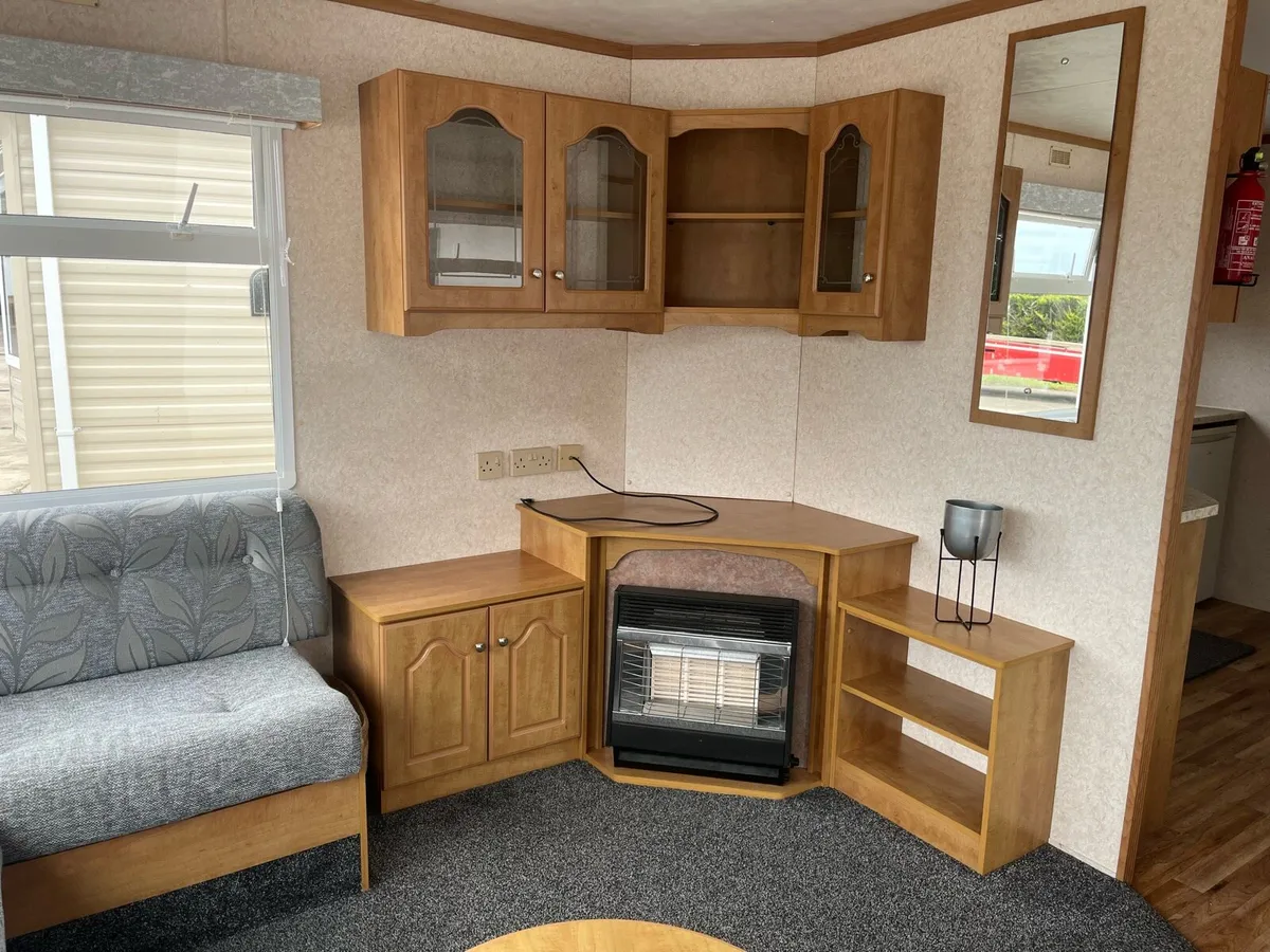 Willerby Kestrel mobile home - Image 3