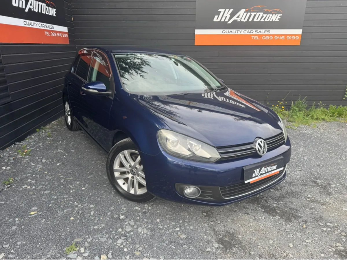 Volkswagen Golf 1.4 TSI COMFORT AUTO - Image 1