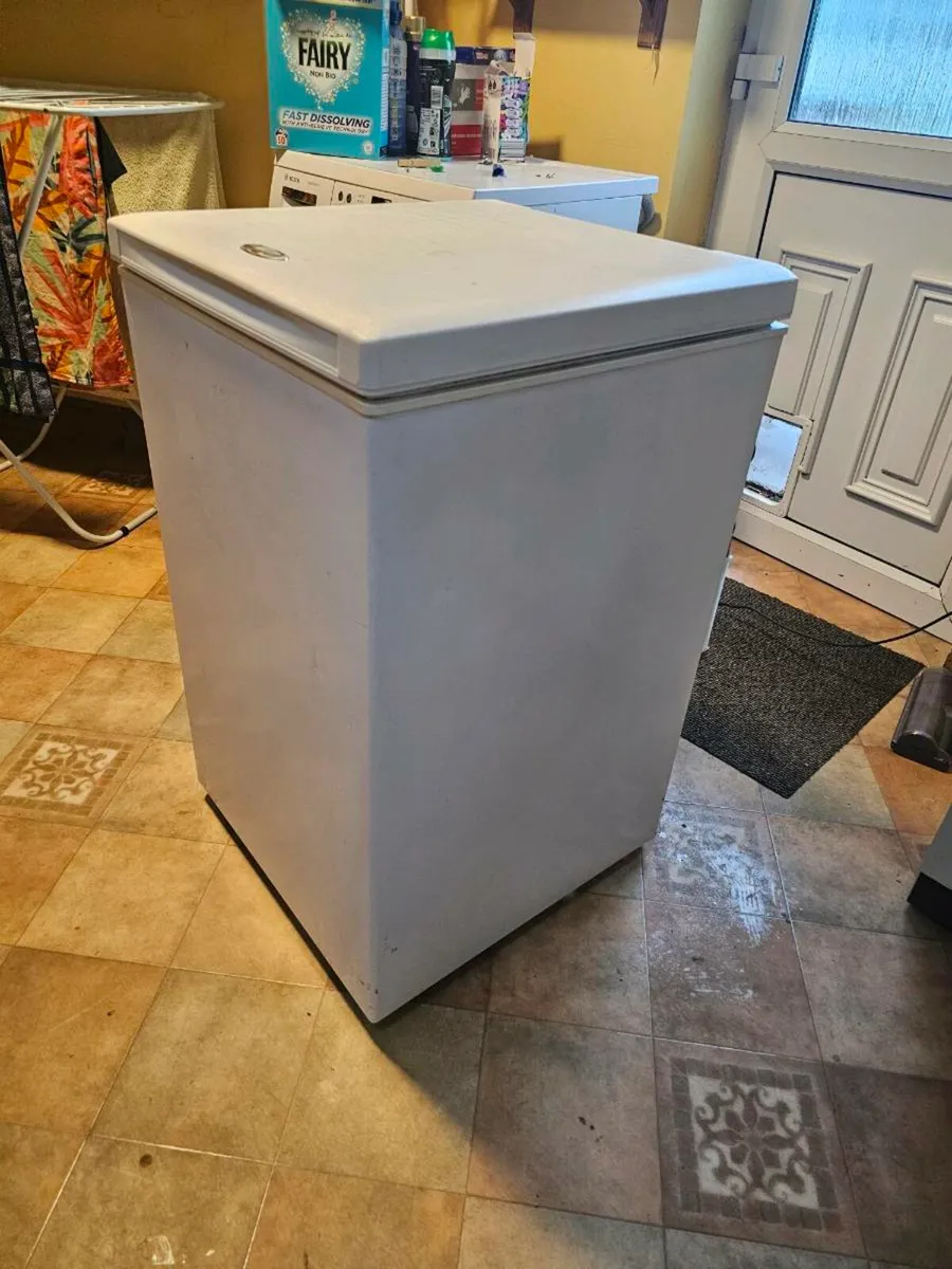 Chest freezer, Whirlpool - Image 1
