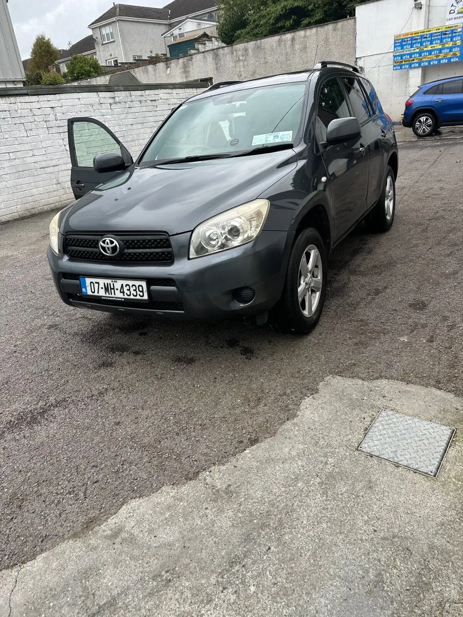 Toyota RAV4 2007 - Image 4