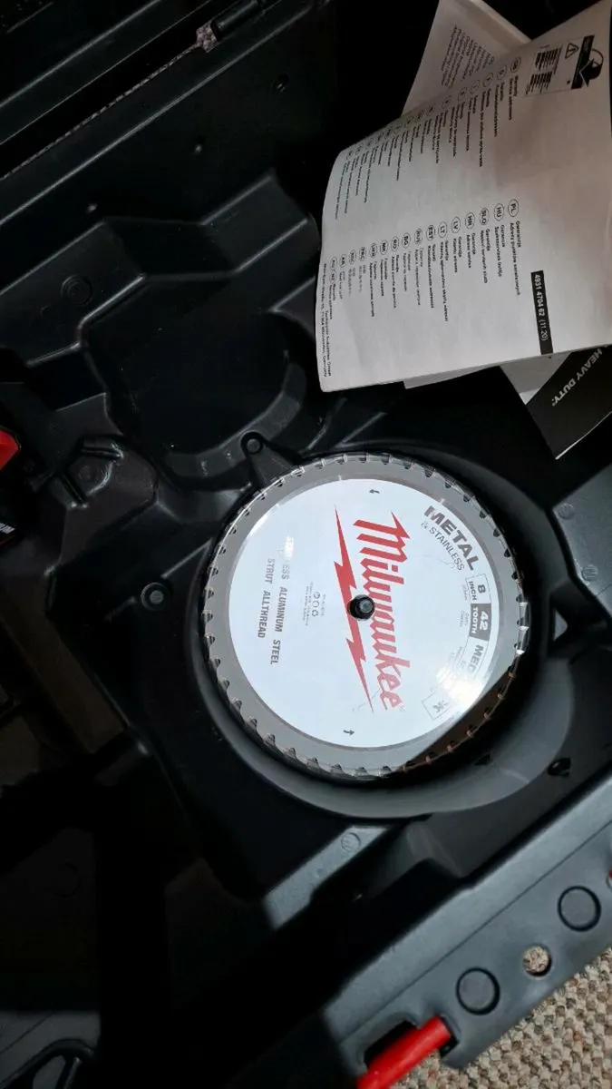 Milwaukee Saw M18 FMCS66 - Image 3