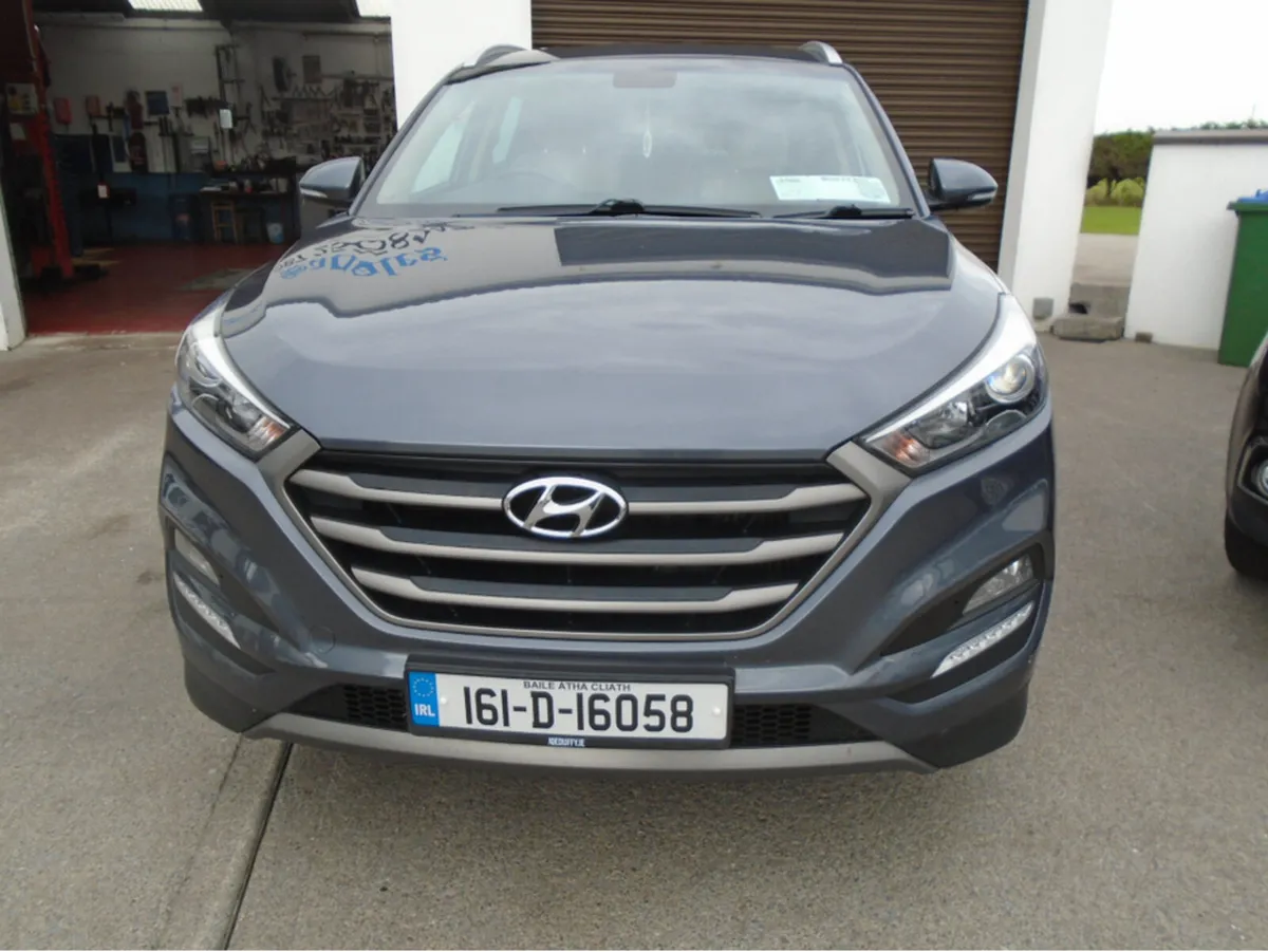 Hyundai Tucson EXECUTIVE 5DR - Image 3