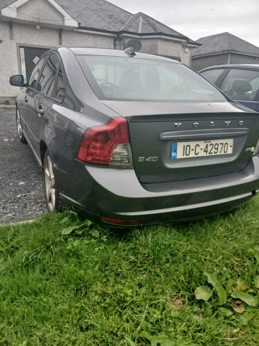 2010 volvo taxed and tested - Image 3