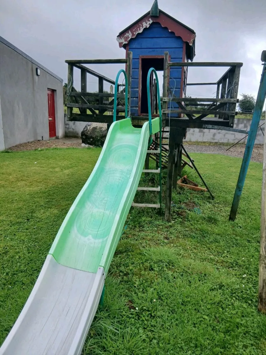 Play house - Image 1