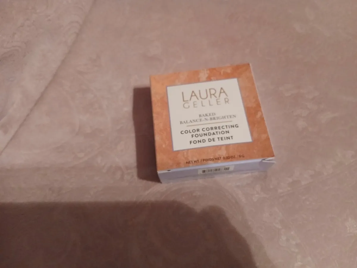 Laura Geller Make Up - Image 3