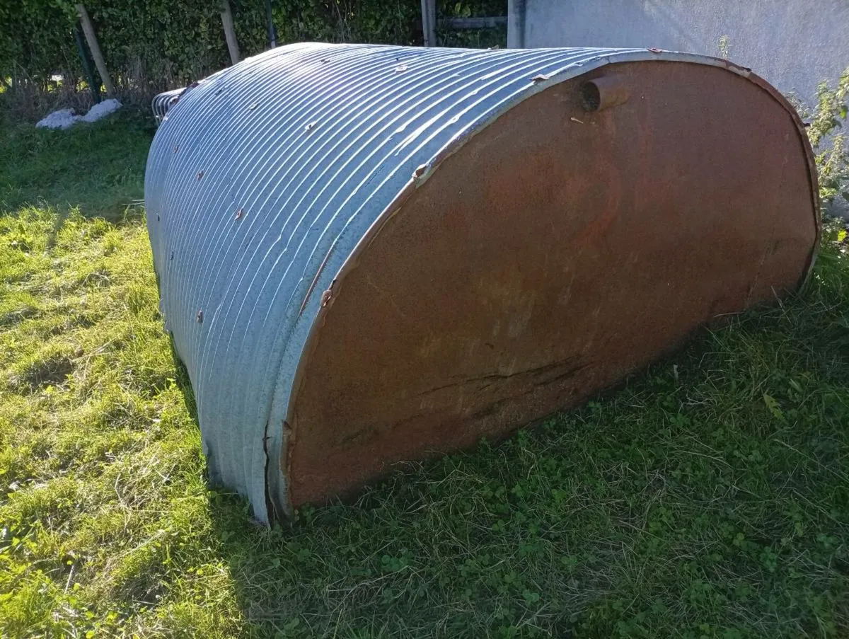 Pig hutch - Image 3