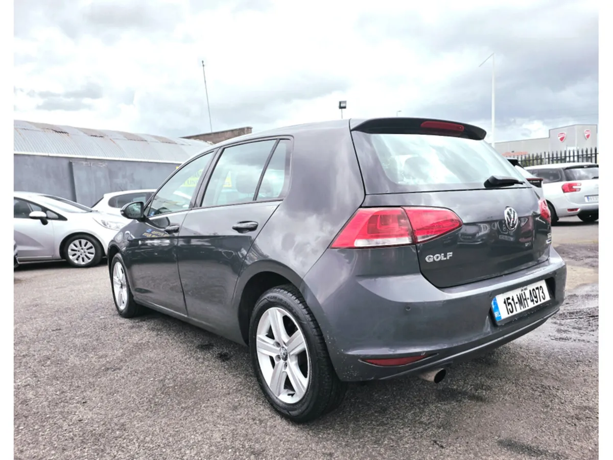 Volkswagen Golf 1.6 TDI BLUEMOTION ** IRISH CAR ** - Image 2