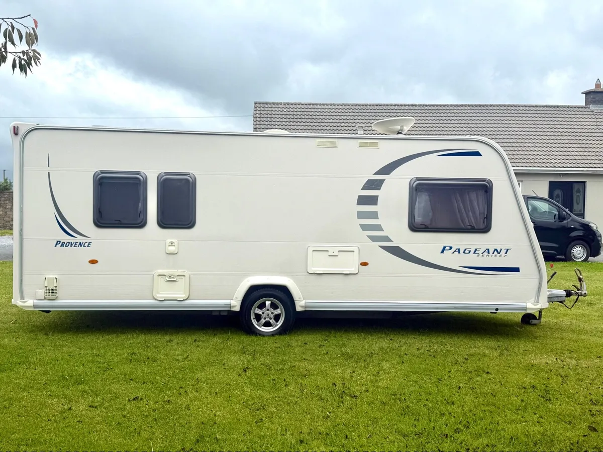 2010  Bailey pageant  Provence 5 berth caravan - Image 4