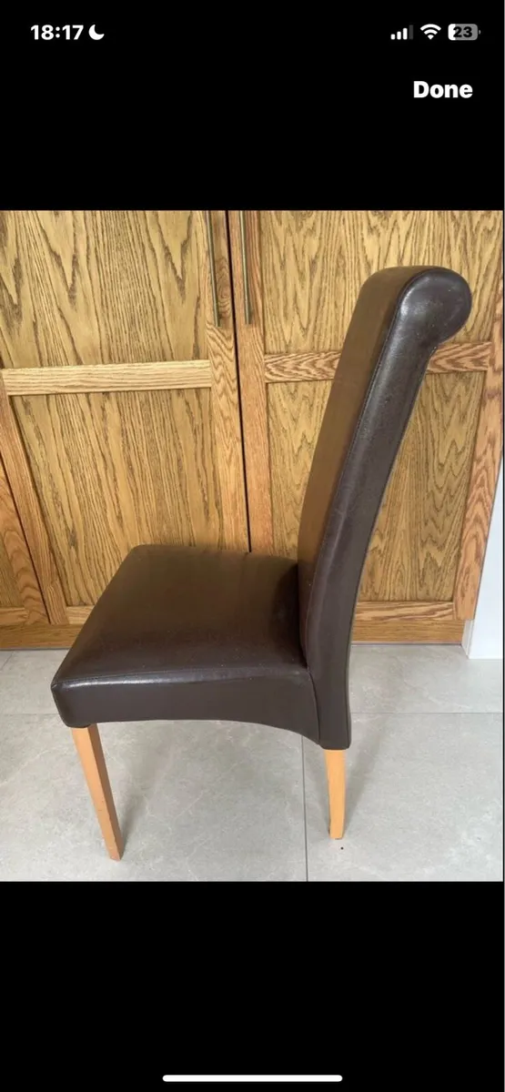 6 Leather kitchen chairs cheap - Image 1