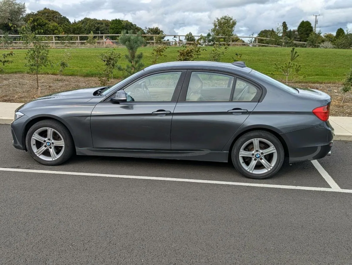 BMW 316D - Image 2