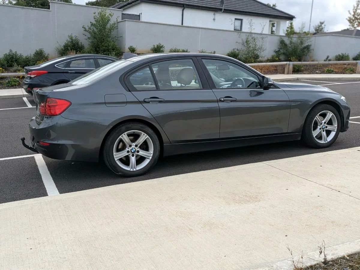 BMW 316D - Image 4