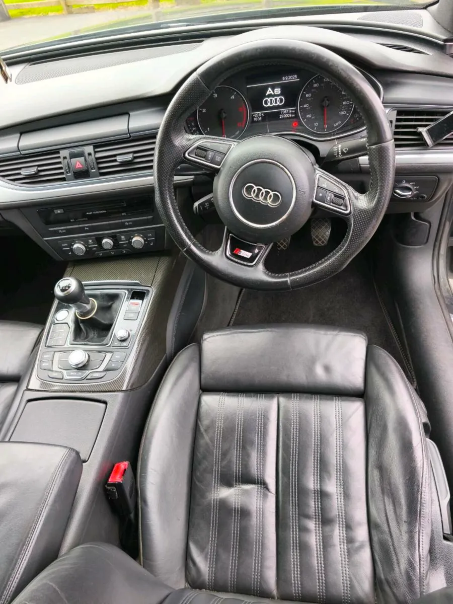 Audi A6 Sline Black Edition - Image 4