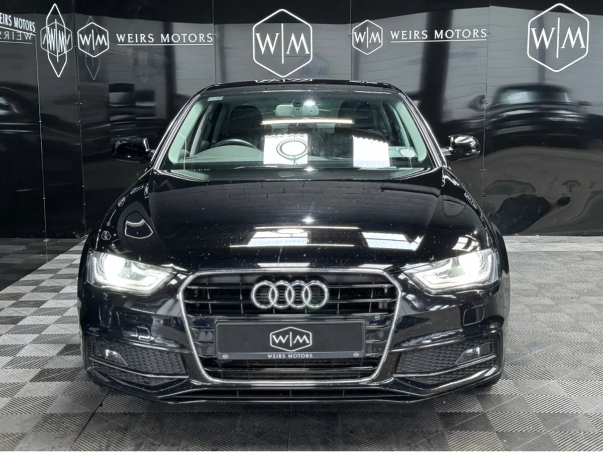 Audi A4 2.0 TDISE 4DR SLINE EXTERIOR PACK - Image 4