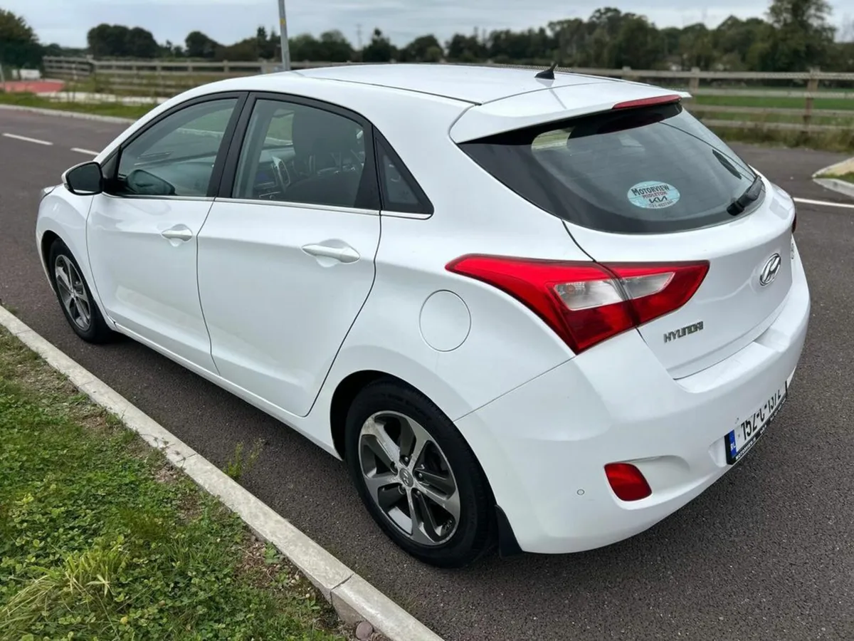 Hyundai i30 5DR *IMMACULATE CONDITION* Multi-Funct - Image 4