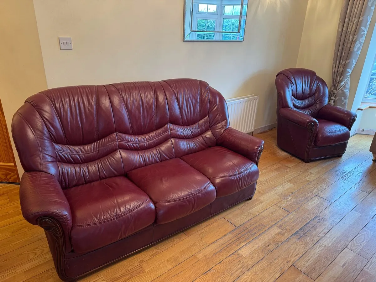 Italian Leather 3+1+1 suite - Image 2
