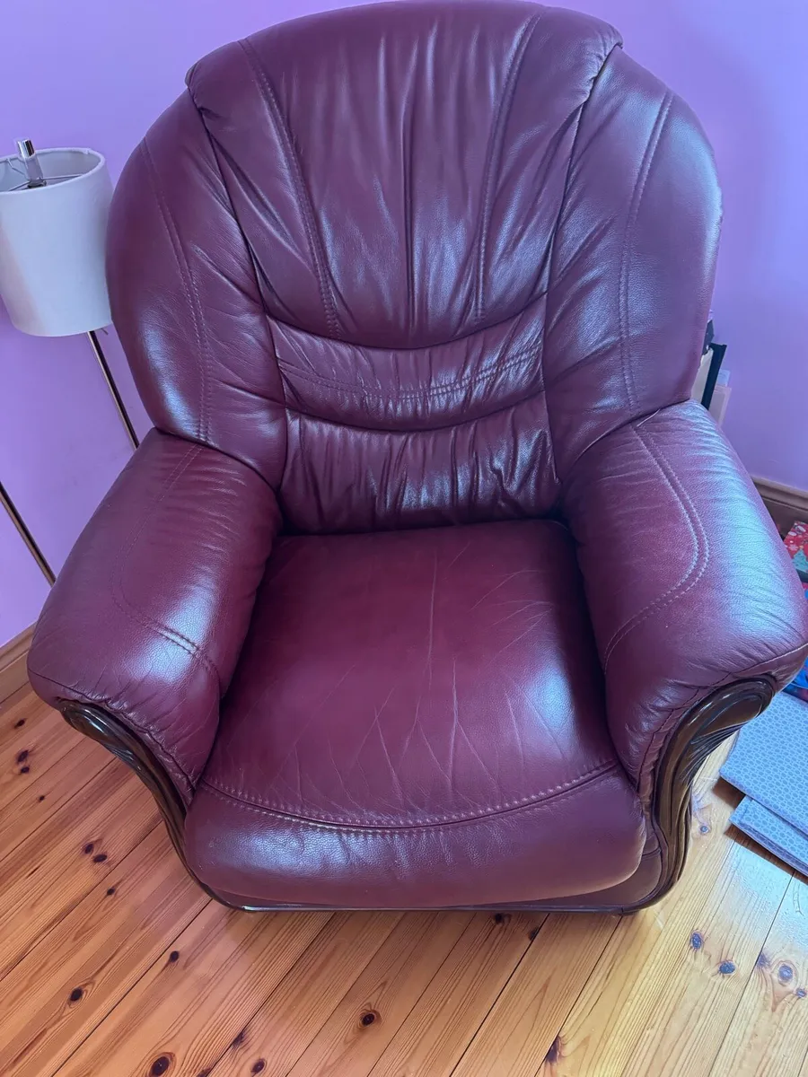 Italian Leather 3+1+1 suite - Image 3
