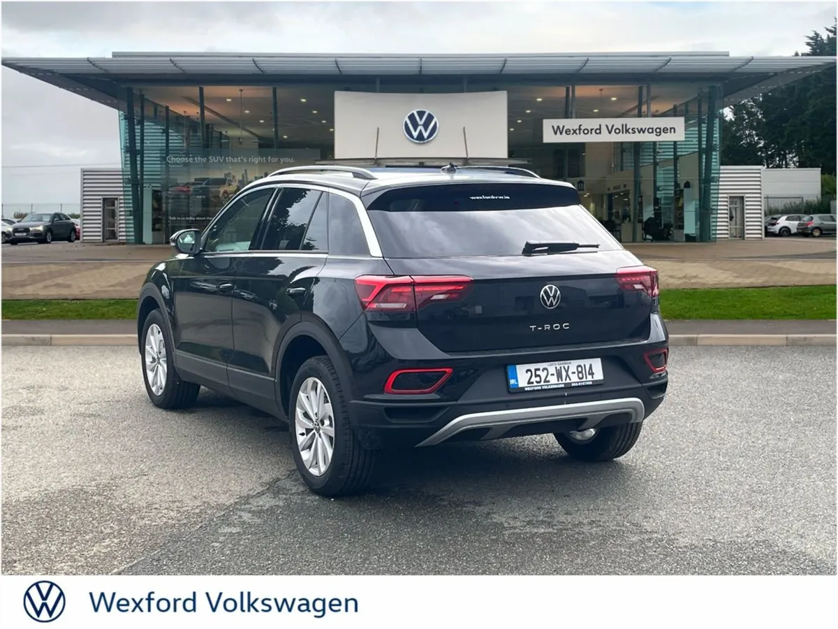 Volkswagen T-Roc Edition 75 2.0tdi 116HP Manual - Image 4