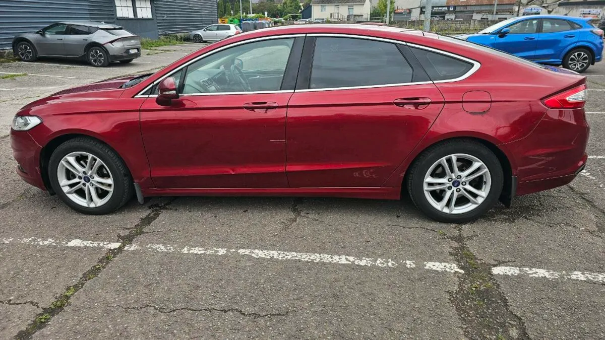 Ford Mondeo Titanium 5D 2.0TD 150 M6 - Image 4