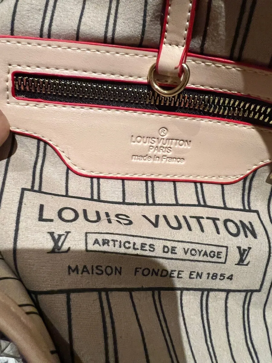 Brand new lv bag - Image 3