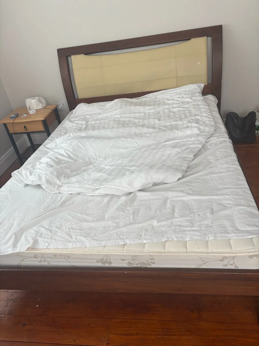 House contents - Image 1