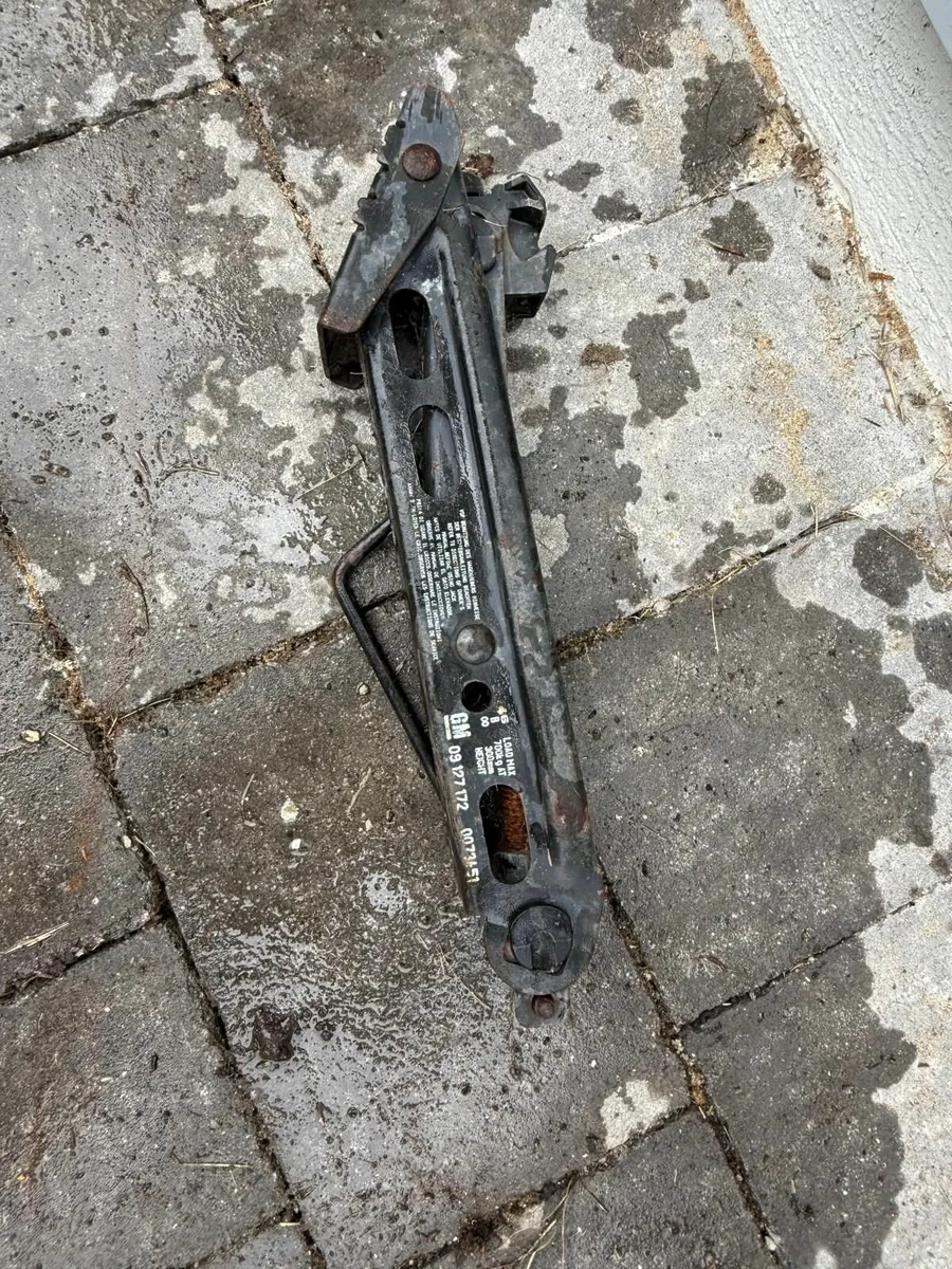 Hydraulic Jack  + Scissor Jack - Image 2