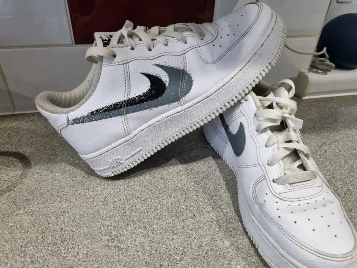 White airforce runners - Image 1