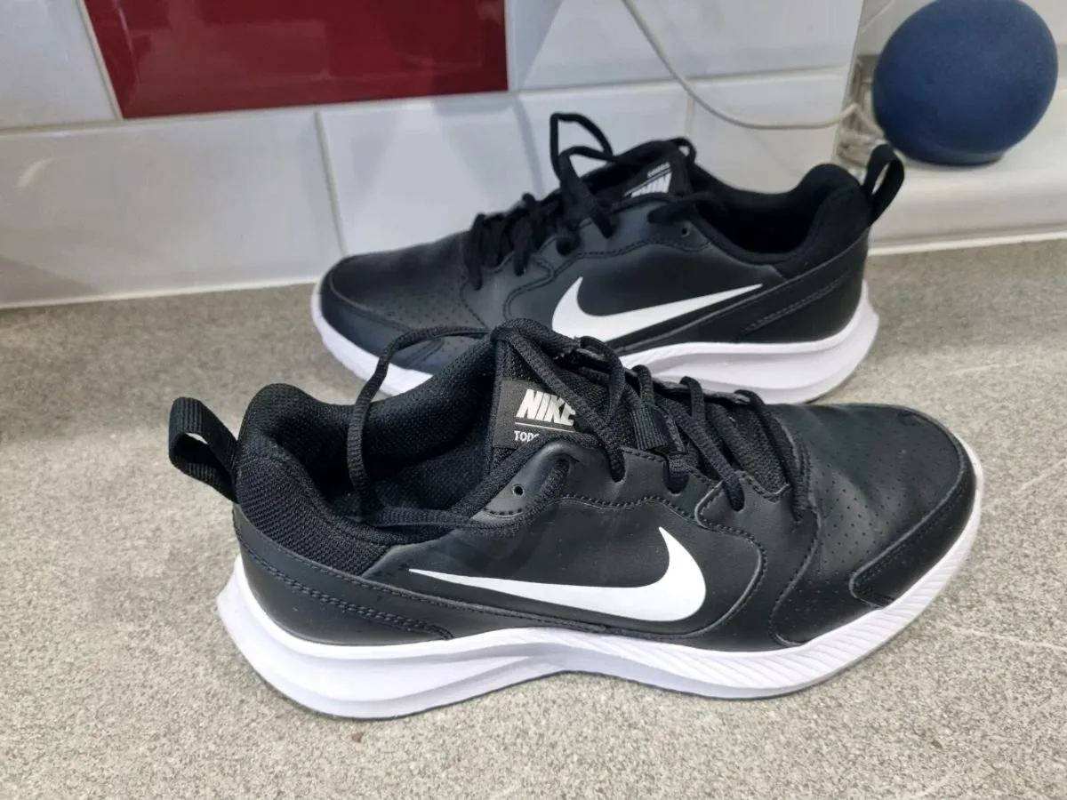 Nike runners - Image 2