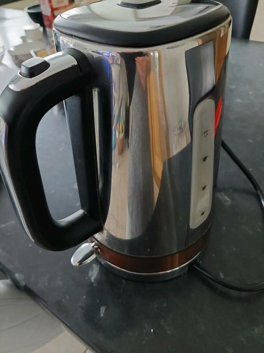 Russell hobby Kettle - Image 1