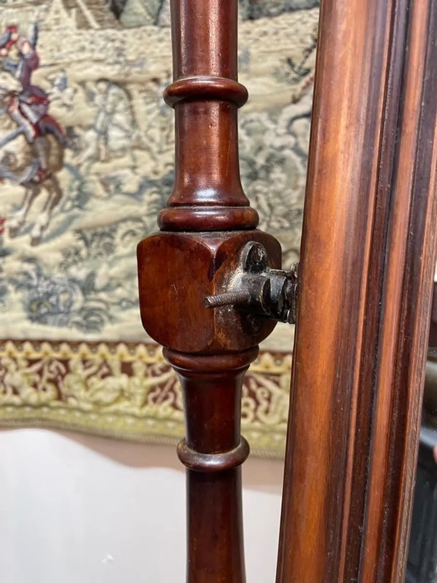 Victorian Mahogany Cheval Mirror. - Image 3