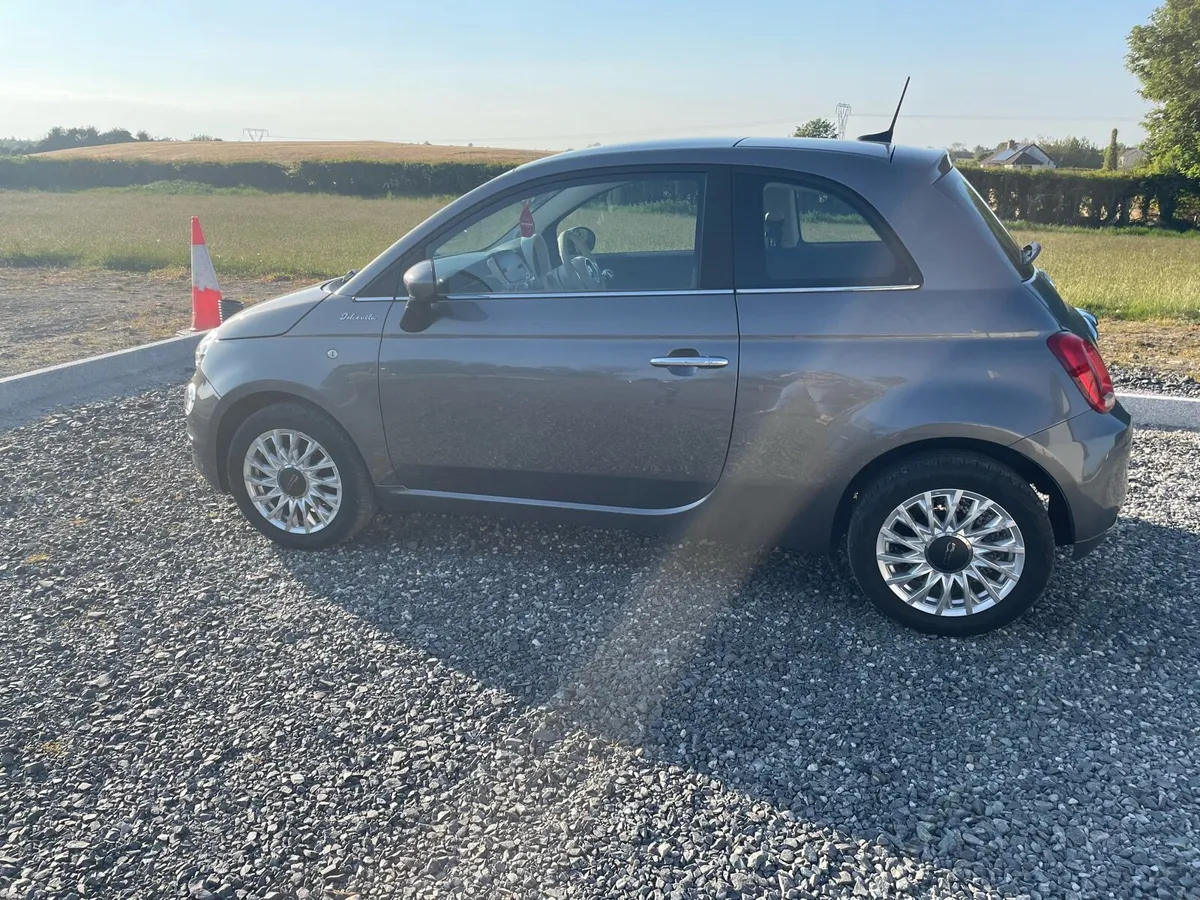 Fiat 500 Hybrid Dolcevita - Image 3