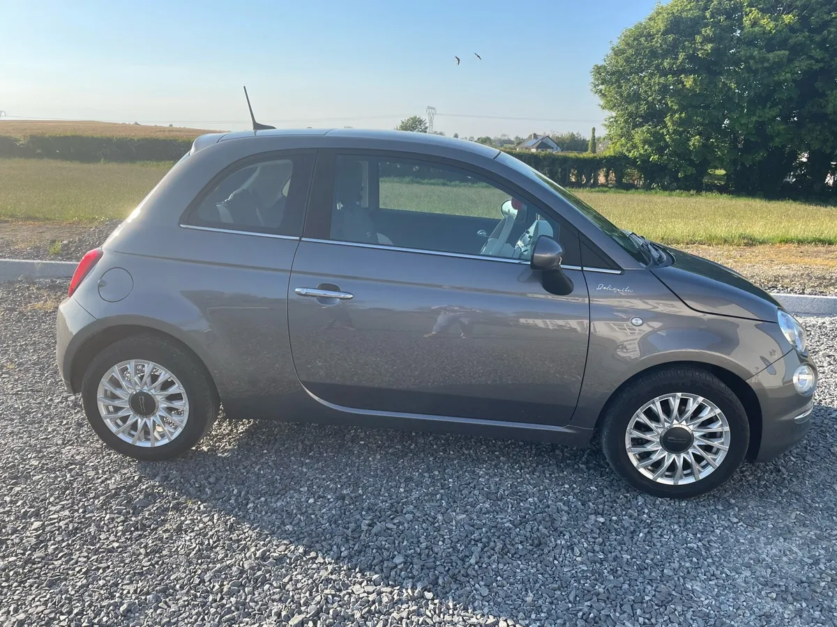 Fiat 500 Hybrid Dolcevita - Image 4