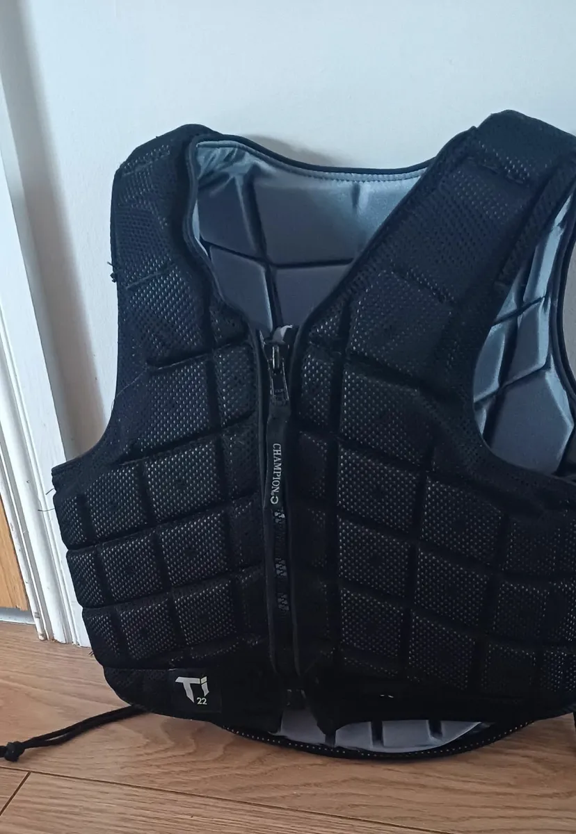 Champion Ti22 Child Horse Riding Body Protector - Image 1