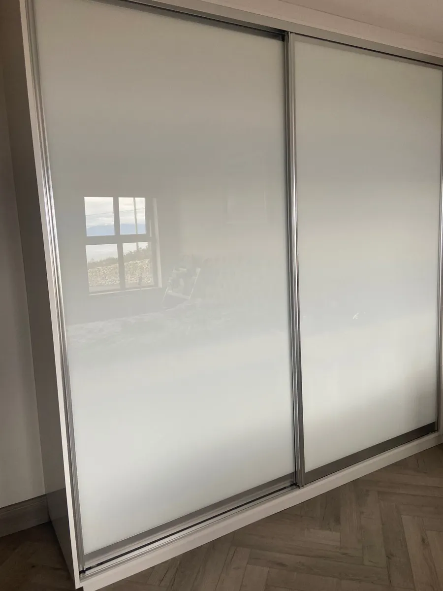 Sliderobe doors - Image 3