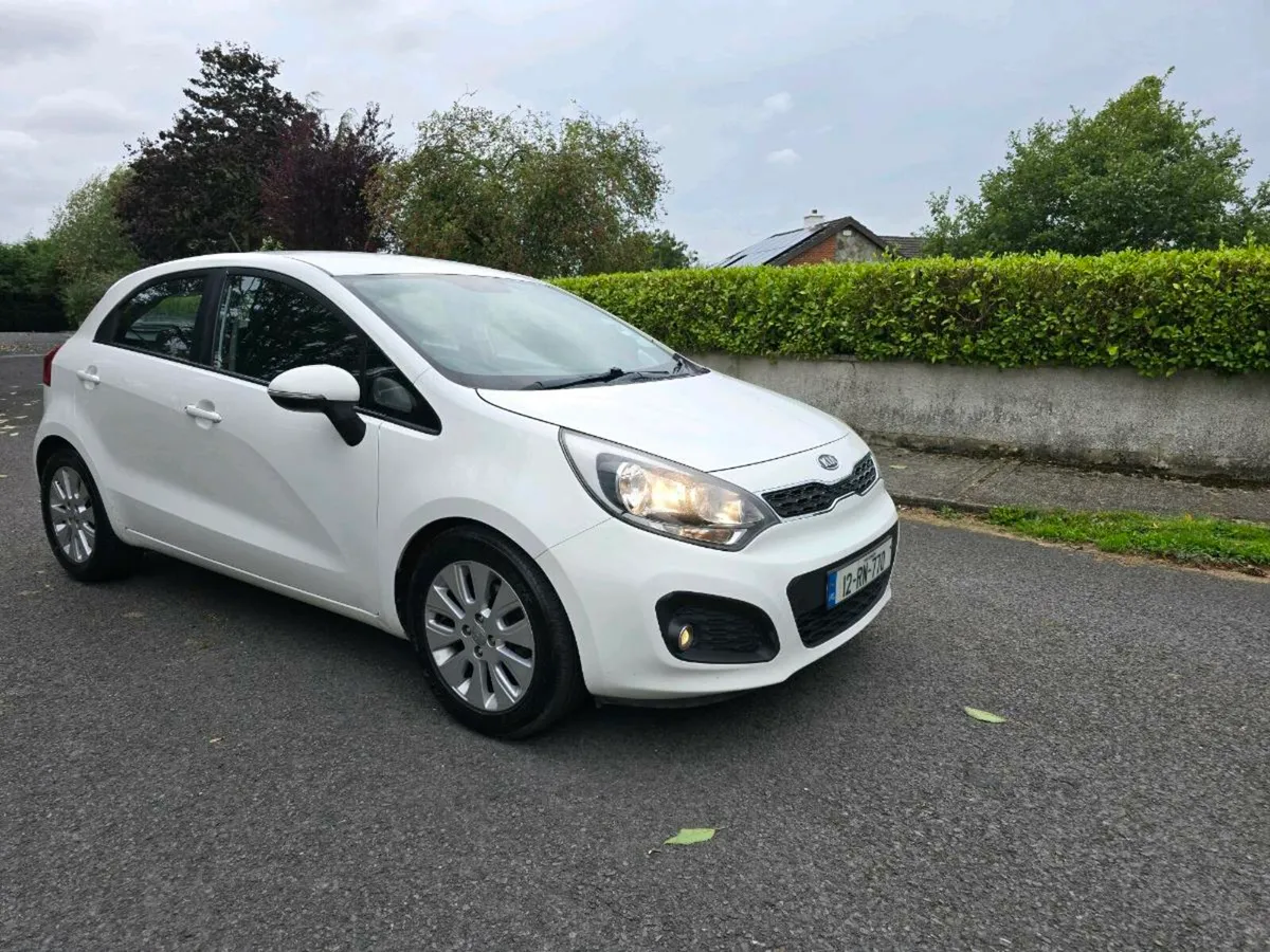 12 KIA RIO 1.4 CRDI Diesel 6 Speed manual - Image 2