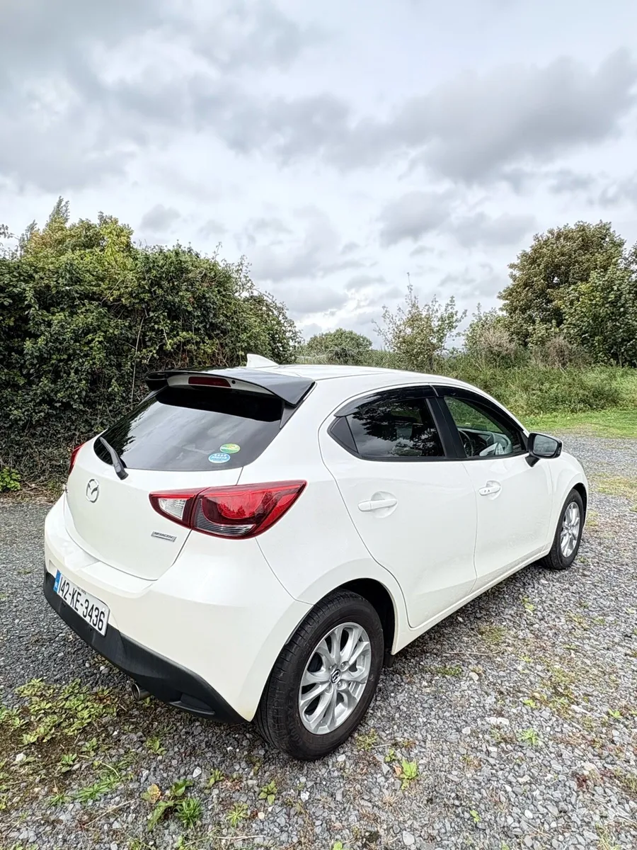Mazda Demio 1.3 142 Automatic [Top specs] - Image 4
