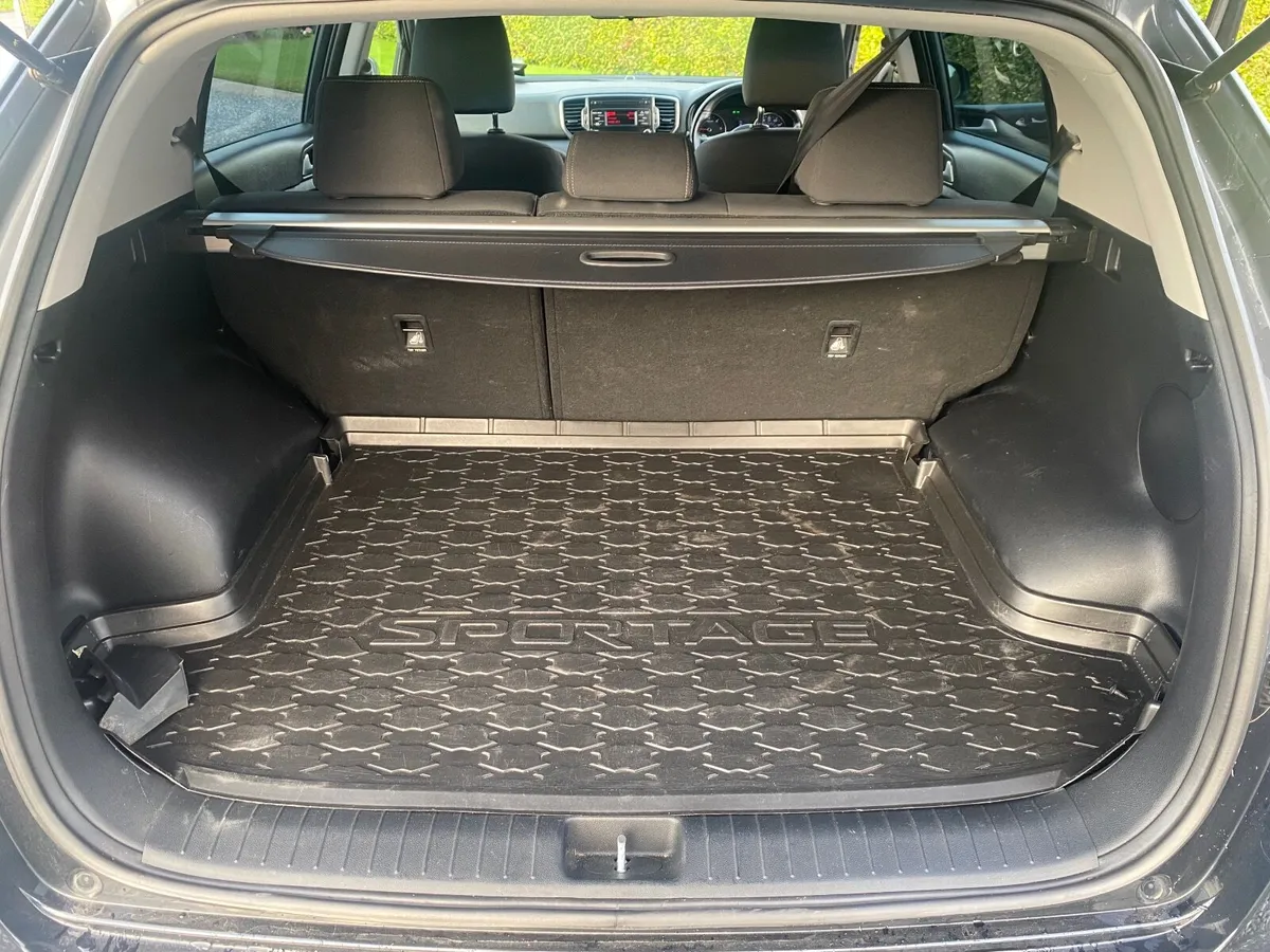 Kia Sportage 2016 - Image 2