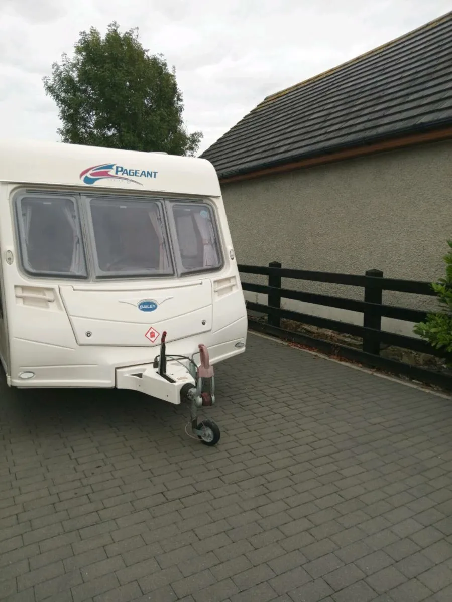 Caravan - Image 3