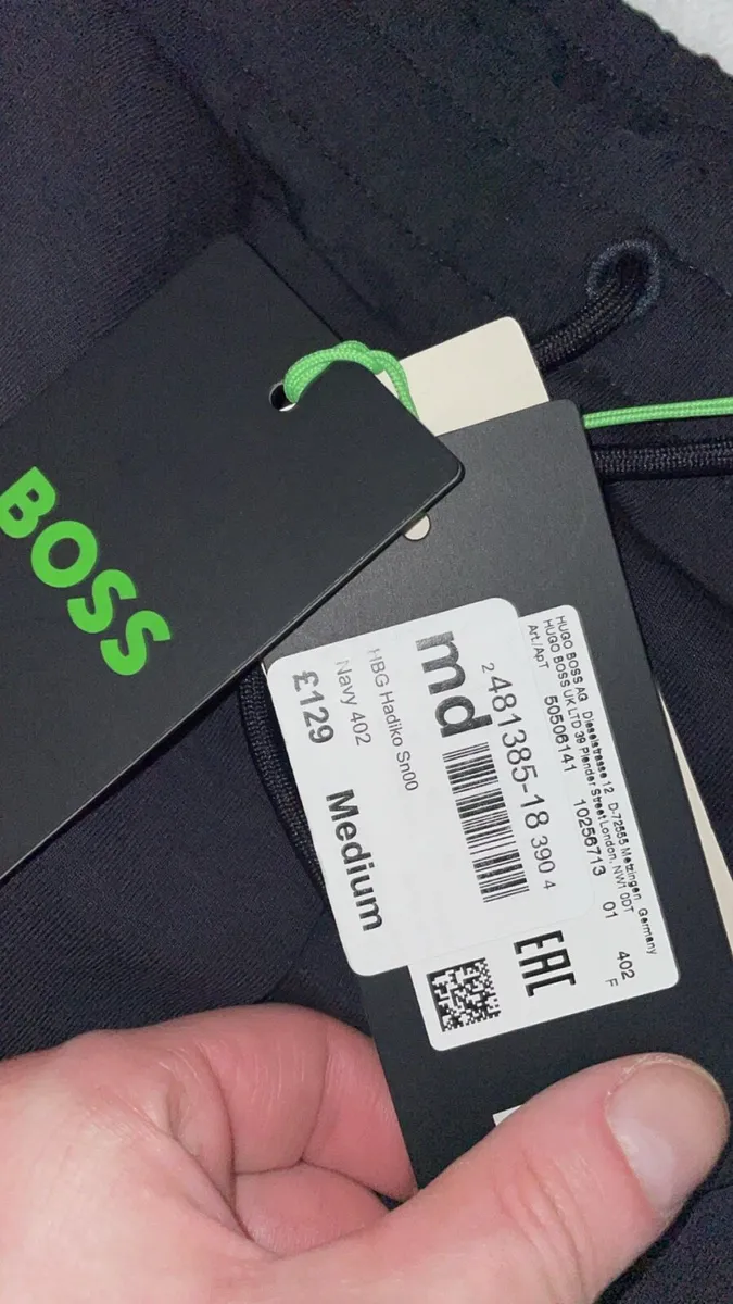 Hugh boss tracksuit bottoms - Image 4