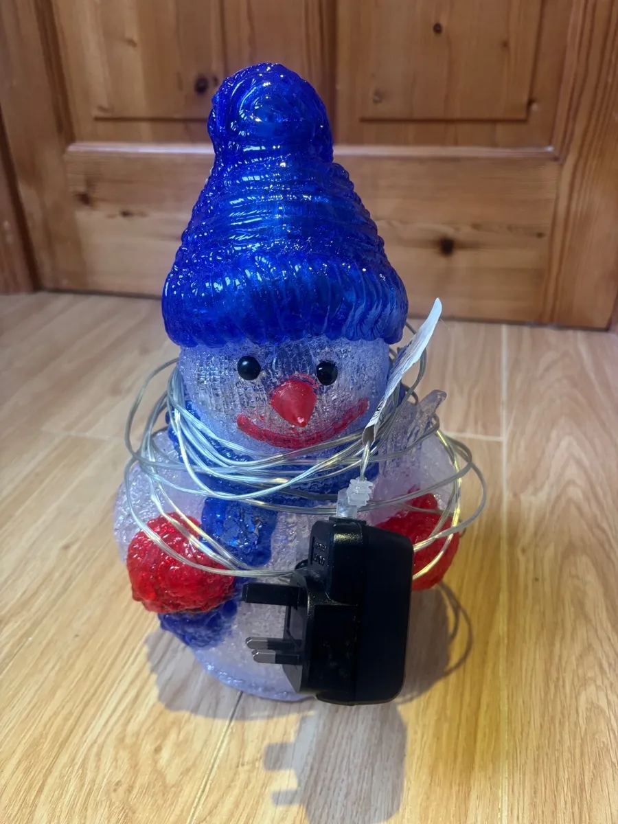 Snowman - Image 3