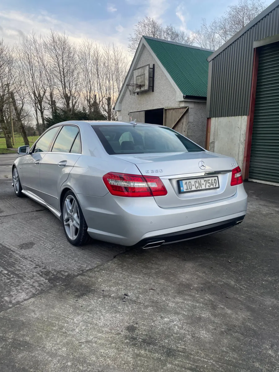 Mercedes E350 AMG Sport. - Image 4