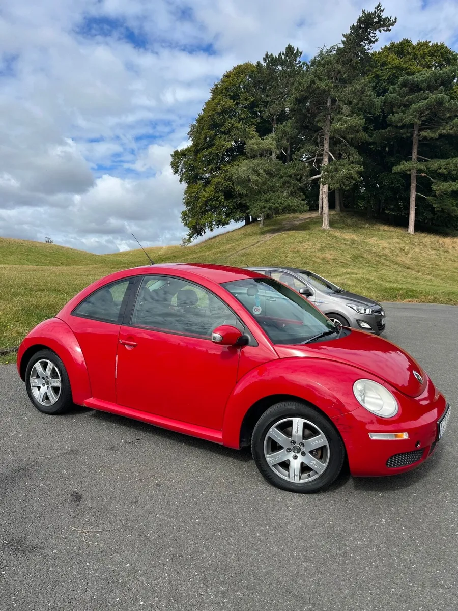 Volkswagen Beetle 2009 - Image 3
