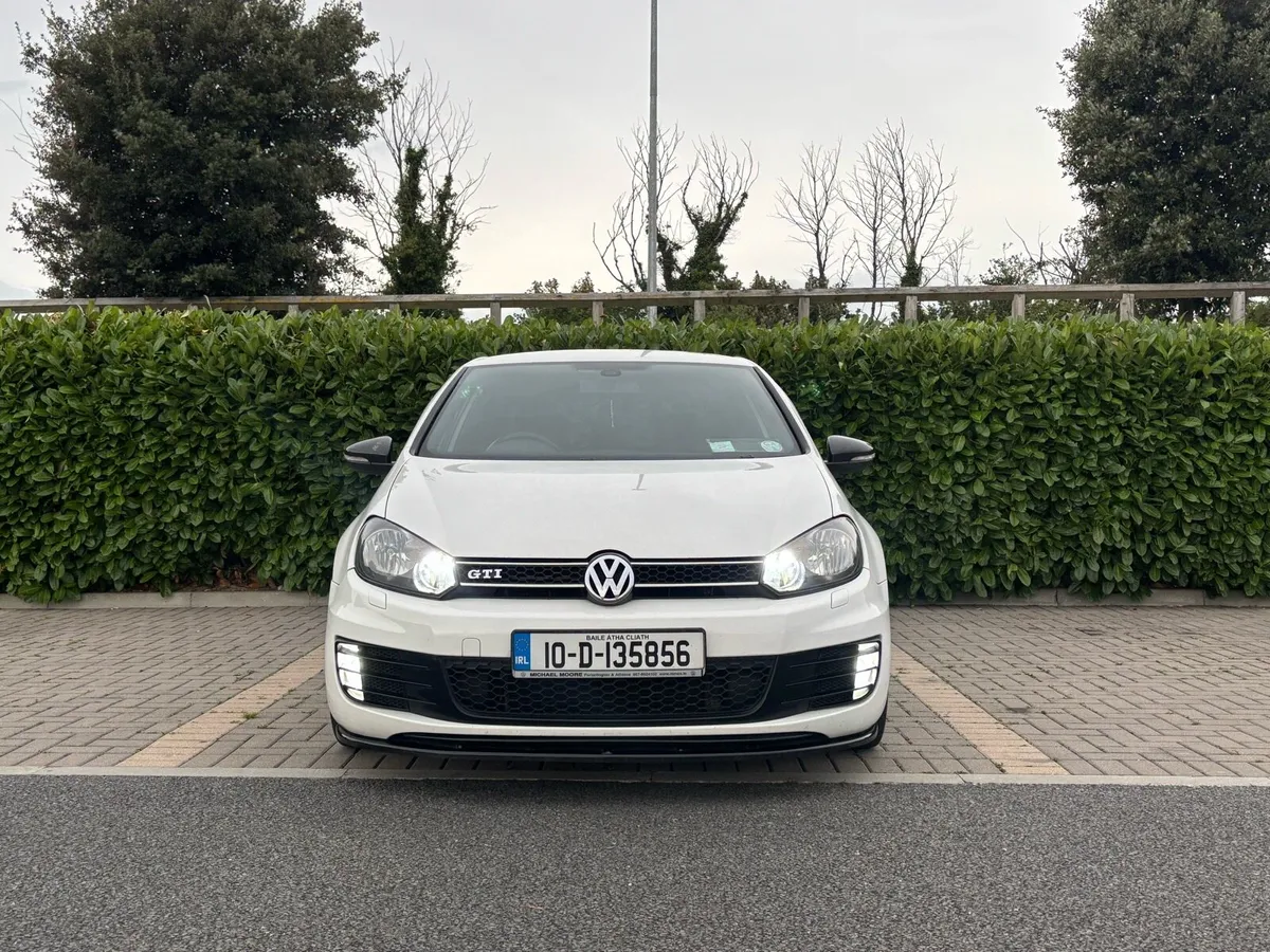2010 Volkswagen Golf GTI MK6 2.0 MANUAL SPOTLESS - Image 3