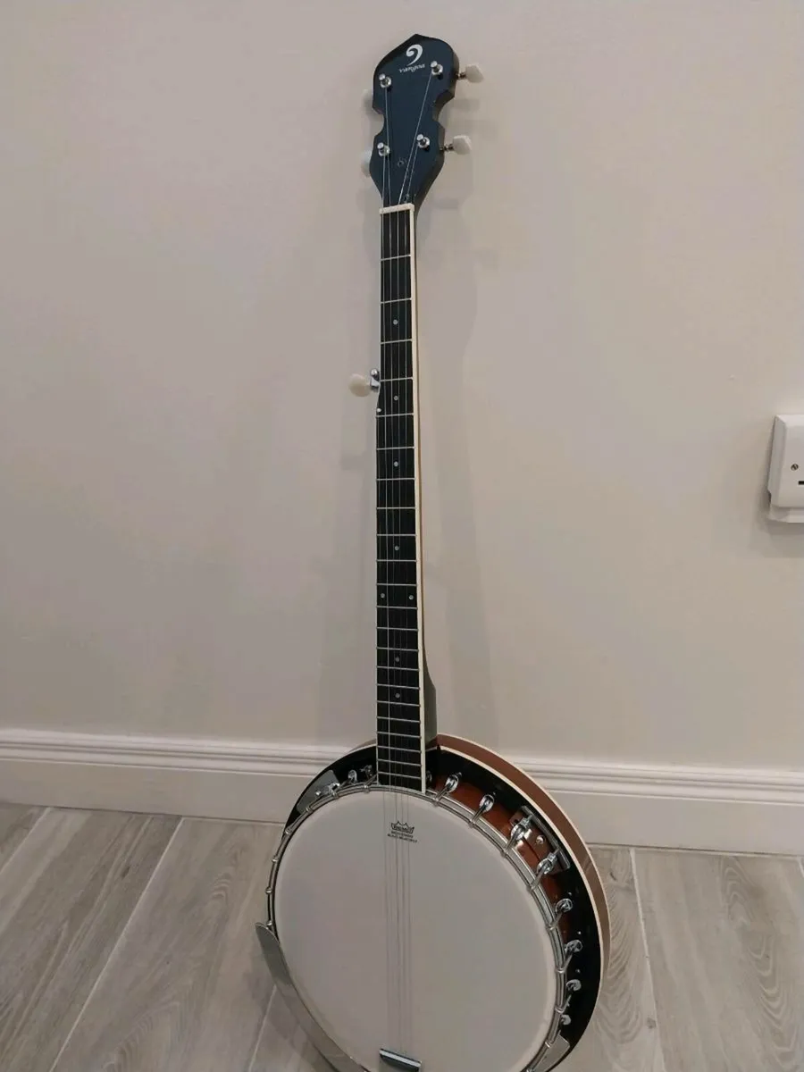 Banjo - Image 1
